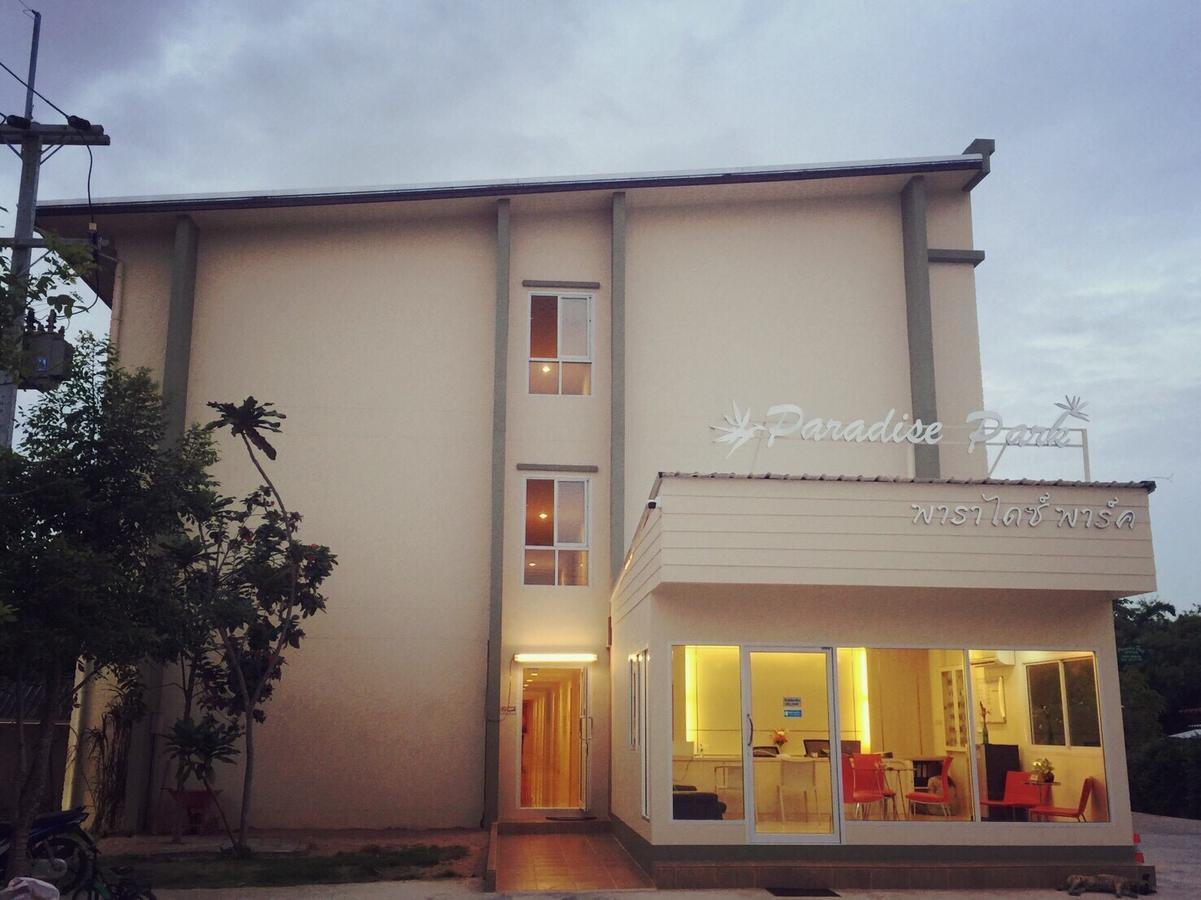 סי ראצ'ה Oyo 306 Paradise Park Laemchabang מראה חיצוני תמונה