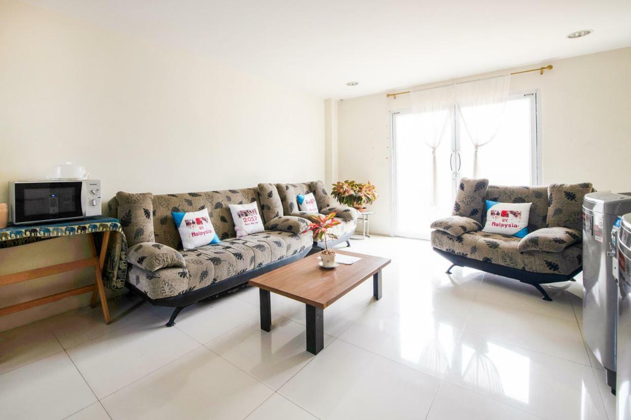 סי ראצ'ה Oyo 306 Paradise Park Laemchabang מראה חיצוני תמונה